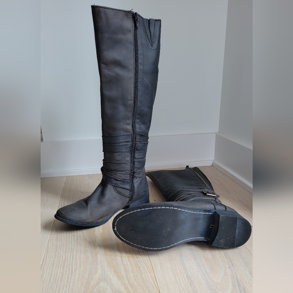 Kenneth Cole Reaction Zap-iness Boot - Picture 6 of 11